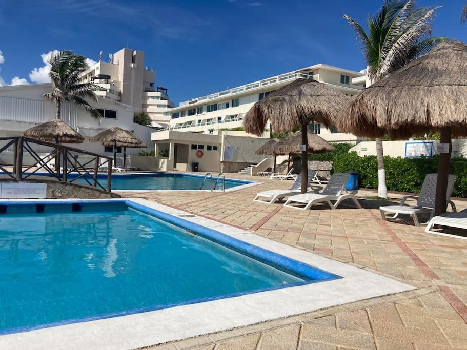 Cancun Oceanfront, Entire Apartment Bagian luar foto