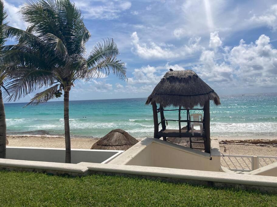 Cancun Oceanfront, Entire Apartment Bagian luar foto
