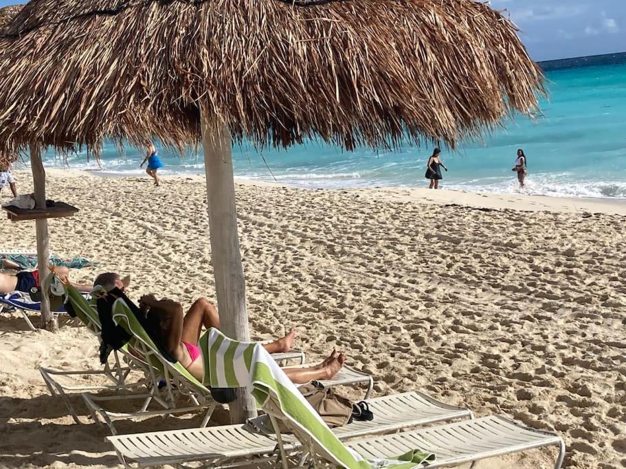 Cancun Oceanfront, Entire Apartment Bagian luar foto