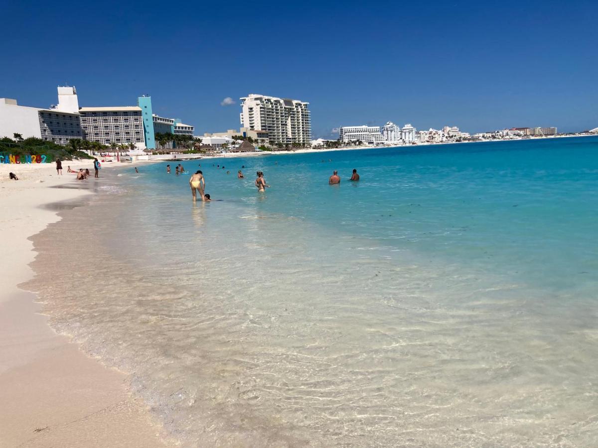 Cancun Oceanfront, Entire Apartment Bagian luar foto