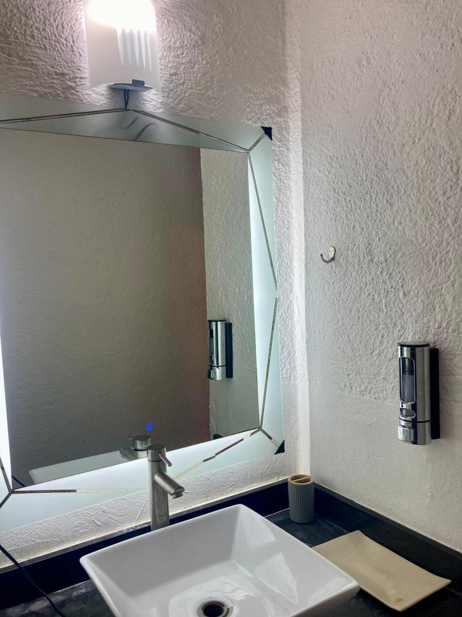 Cancun Oceanfront, Entire Apartment Bagian luar foto